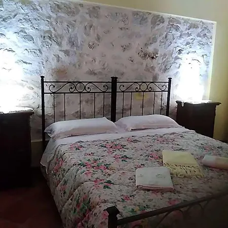 La Casa Vecchia 3* Gallo (Caserta)